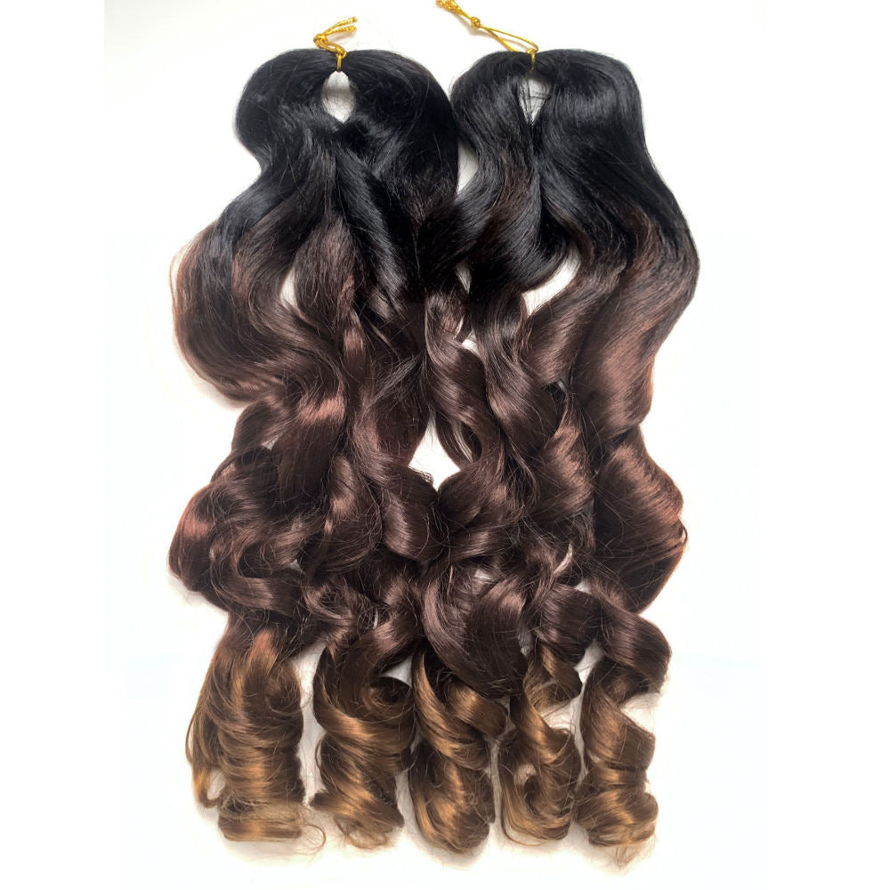 22 Inches , 150 g  Pre-Curled  Wavy Braiding extension  Color C14